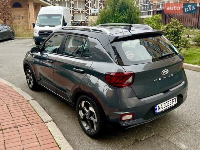 Сірий Хендай Venue, об'ємом двигуна 1.6 л та пробігом 12 тис. км за 20000 $, фото 14 на Automoto.ua
