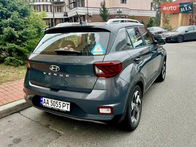 Сірий Хендай Venue, об'ємом двигуна 1.6 л та пробігом 12 тис. км за 20000 $, фото 15 на Automoto.ua