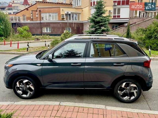 Сірий Хендай Venue, об'ємом двигуна 1.6 л та пробігом 12 тис. км за 20000 $, фото 1 на Automoto.ua