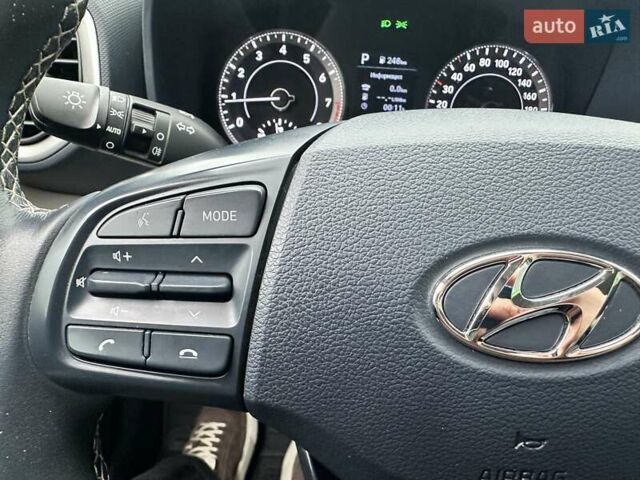 Синій Хендай Venue, об'ємом двигуна 1.59 л та пробігом 57 тис. км за 17961 $, фото 31 на Automoto.ua
