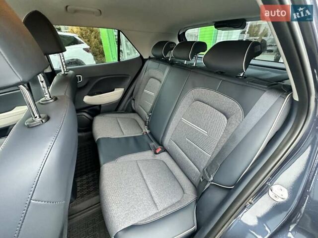 Синій Хендай Venue, об'ємом двигуна 1.59 л та пробігом 57 тис. км за 17961 $, фото 22 на Automoto.ua