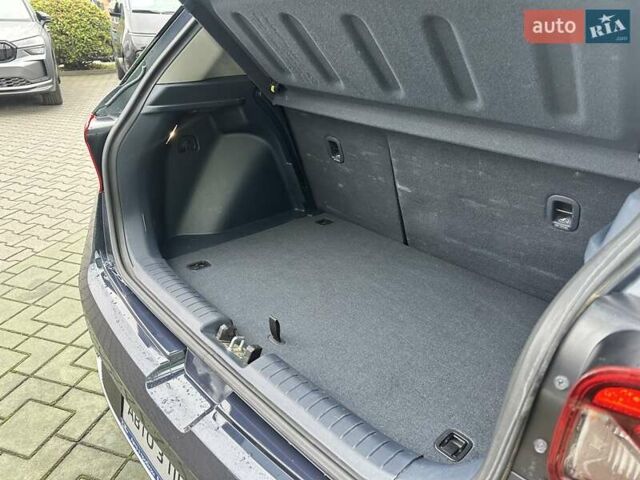 Синій Хендай Venue, об'ємом двигуна 1.59 л та пробігом 57 тис. км за 17961 $, фото 25 на Automoto.ua