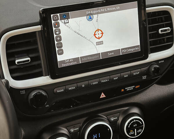 Синий Хендай Venue, объемом двигателя 1.5 л и пробегом 26 тыс. км за 16000 $, фото 9 на Automoto.ua