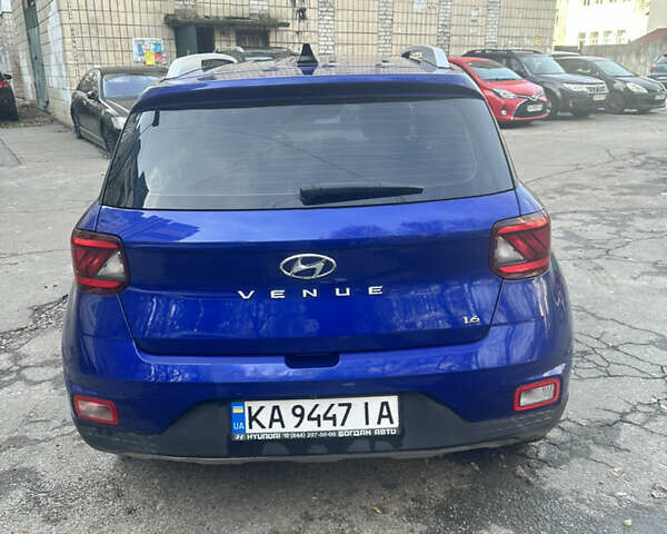 Синий Хендай Venue, объемом двигателя 1.59 л и пробегом 26 тыс. км за 18000 $, фото 3 на Automoto.ua