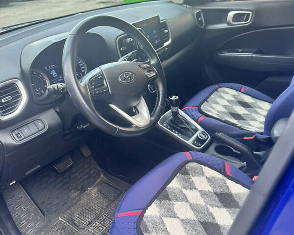 Синий Хендай Venue, объемом двигателя 1.59 л и пробегом 26 тыс. км за 18000 $, фото 9 на Automoto.ua