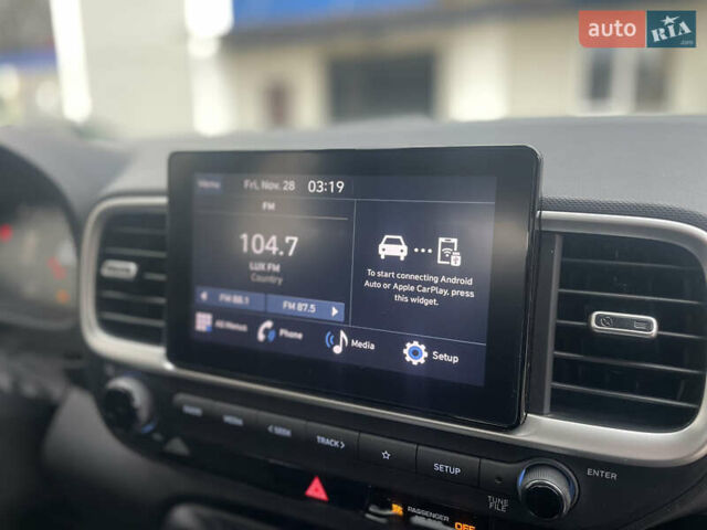 Синій Хендай Venue, об'ємом двигуна 1.5 л та пробігом 56 тис. км за 15900 $, фото 15 на Automoto.ua