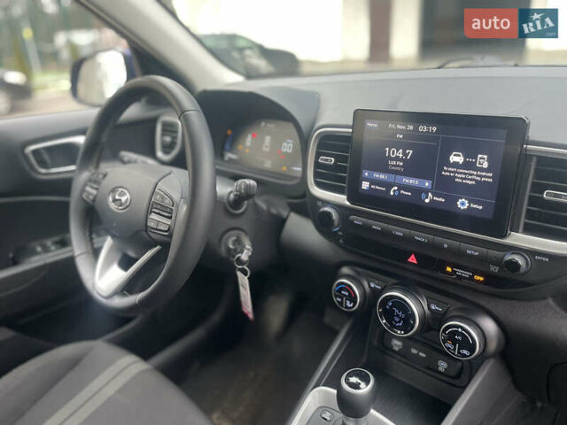 Синій Хендай Venue, об'ємом двигуна 1.5 л та пробігом 56 тис. км за 15900 $, фото 11 на Automoto.ua