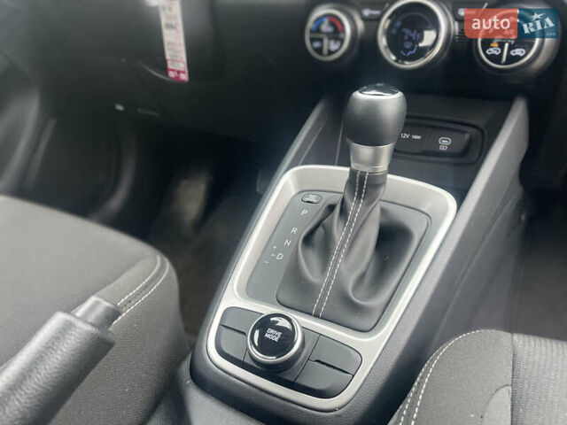 Синій Хендай Venue, об'ємом двигуна 1.5 л та пробігом 56 тис. км за 15900 $, фото 14 на Automoto.ua