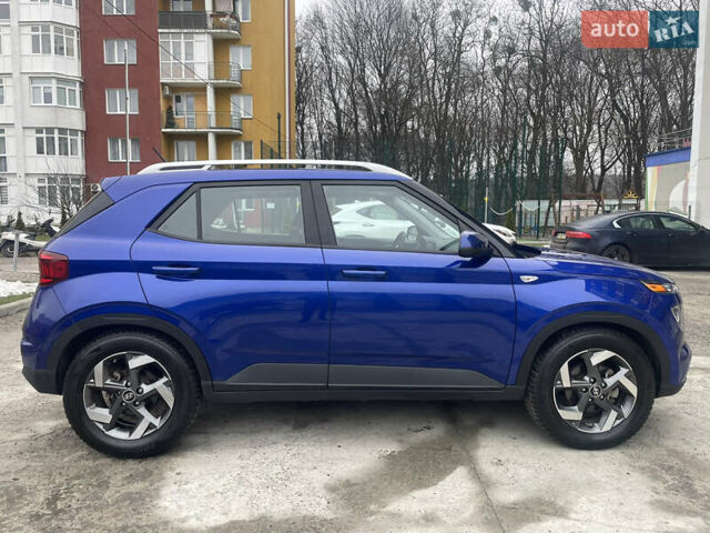 Синій Хендай Venue, об'ємом двигуна 1.5 л та пробігом 56 тис. км за 15900 $, фото 6 на Automoto.ua