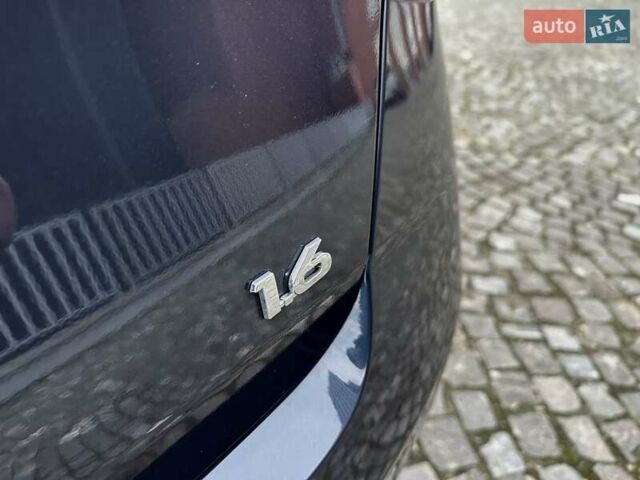Синій Хендай Venue, об'ємом двигуна 1.59 л та пробігом 30 тис. км за 19900 $, фото 9 на Automoto.ua