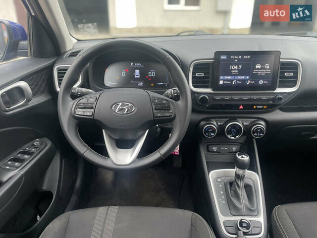 Синій Хендай Venue, об'ємом двигуна 1.5 л та пробігом 56 тис. км за 15900 $, фото 8 на Automoto.ua