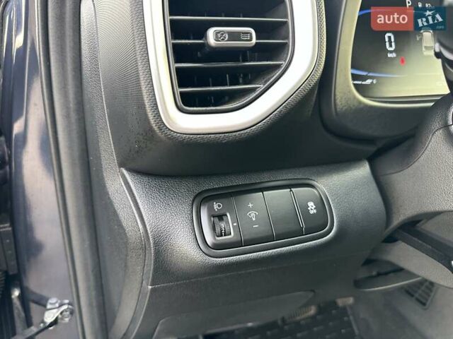 Синій Хендай Venue, об'ємом двигуна 1.59 л та пробігом 10 тис. км за 20500 $, фото 17 на Automoto.ua