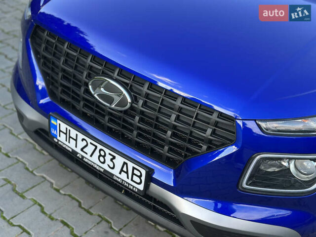 Синий Хендай Venue, объемом двигателя 1.59 л и пробегом 9 тыс. км за 20500 $, фото 15 на Automoto.ua