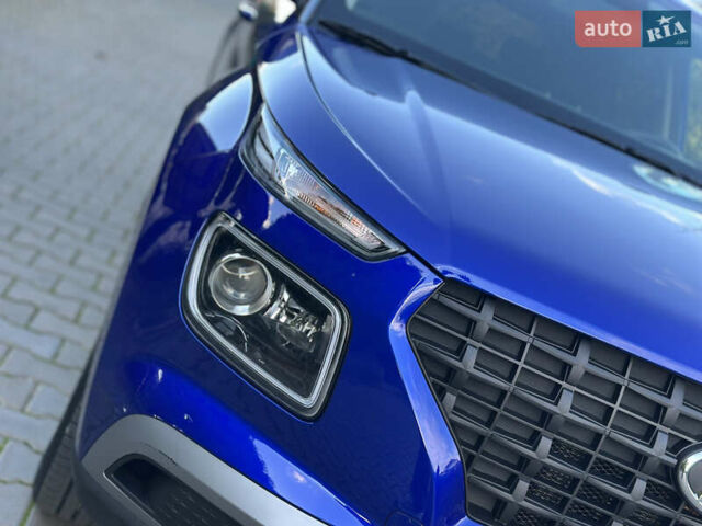 Синий Хендай Venue, объемом двигателя 1.59 л и пробегом 9 тыс. км за 20500 $, фото 16 на Automoto.ua