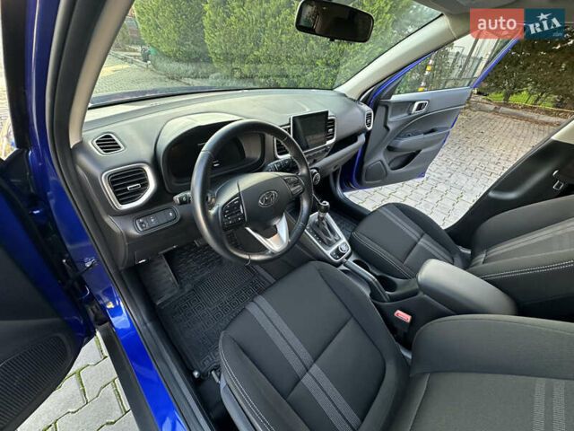 Синий Хендай Venue, объемом двигателя 1.59 л и пробегом 9 тыс. км за 20500 $, фото 53 на Automoto.ua