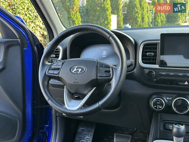 Синий Хендай Venue, объемом двигателя 1.59 л и пробегом 9 тыс. км за 20500 $, фото 31 на Automoto.ua