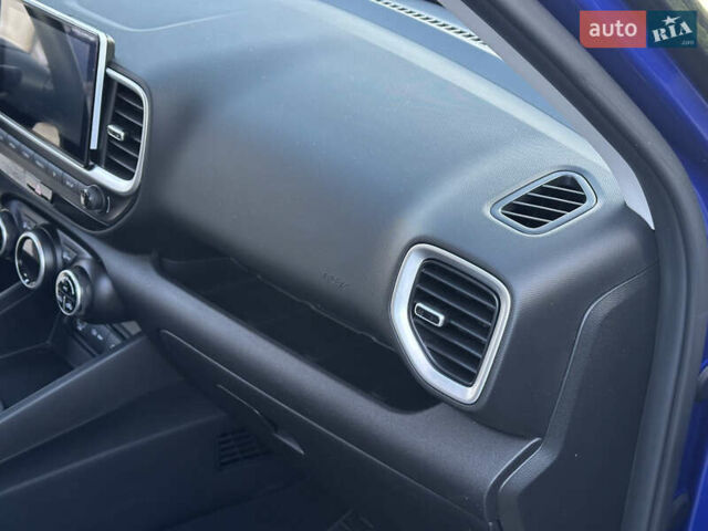 Синий Хендай Venue, объемом двигателя 1.59 л и пробегом 9 тыс. км за 20500 $, фото 47 на Automoto.ua