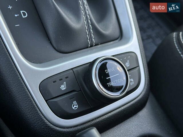 Синий Хендай Venue, объемом двигателя 1.59 л и пробегом 9 тыс. км за 20500 $, фото 61 на Automoto.ua