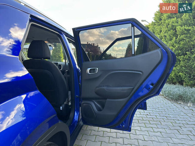 Синий Хендай Venue, объемом двигателя 1.59 л и пробегом 9 тыс. км за 20500 $, фото 33 на Automoto.ua