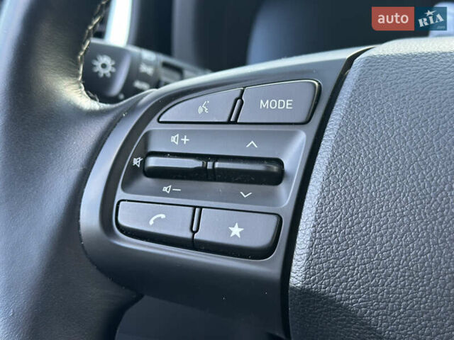 Синий Хендай Venue, объемом двигателя 1.59 л и пробегом 9 тыс. км за 20500 $, фото 64 на Automoto.ua