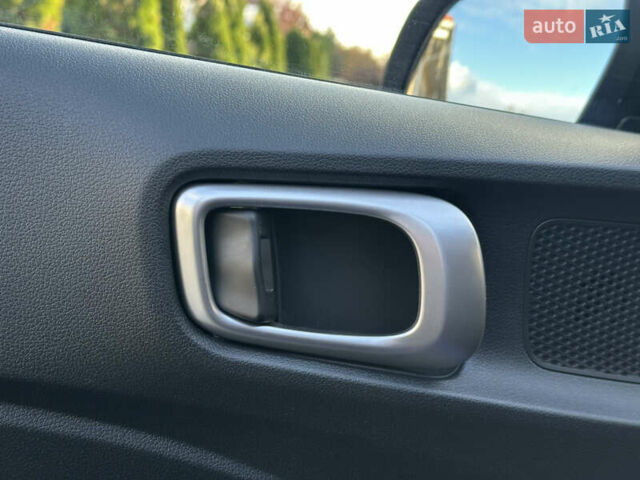 Синий Хендай Venue, объемом двигателя 1.59 л и пробегом 9 тыс. км за 20500 $, фото 50 на Automoto.ua