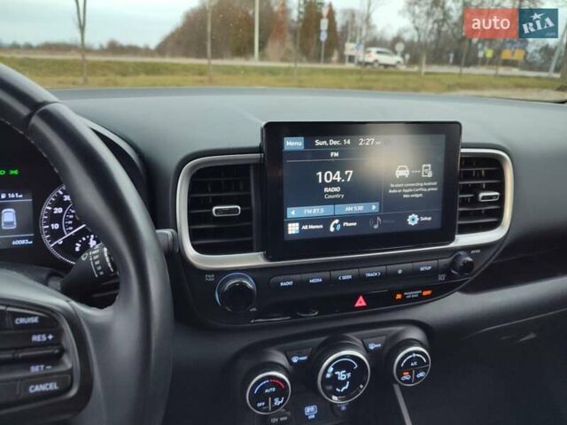 Зеленый Хендай Venue, объемом двигателя 1.59 л и пробегом 60 тыс. км за 12200 $, фото 13 на Automoto.ua