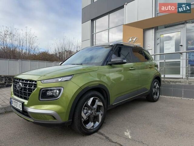 Зеленый Хендай Venue, объемом двигателя 1.59 л и пробегом 22 тыс. км за 18500 $, фото 2 на Automoto.ua