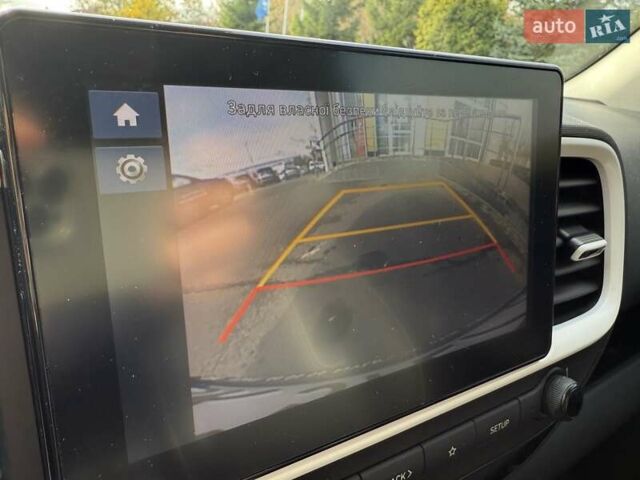 Зеленый Хендай Venue, объемом двигателя 1.59 л и пробегом 22 тыс. км за 18500 $, фото 26 на Automoto.ua