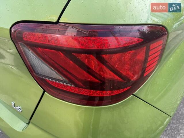 Зеленый Хендай Venue, объемом двигателя 1.59 л и пробегом 22 тыс. км за 18500 $, фото 27 на Automoto.ua