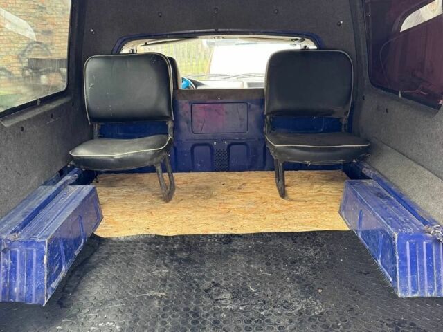 Синий ИЖ 2117, объемом двигателя 1.6 л и пробегом 50 тыс. км за 1568 $, фото 5 на Automoto.ua