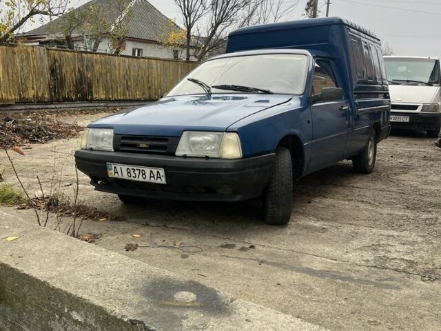 Синий ИЖ 2117, объемом двигателя 0 л и пробегом 200 тыс. км за 1000 $, фото 5 на Automoto.ua