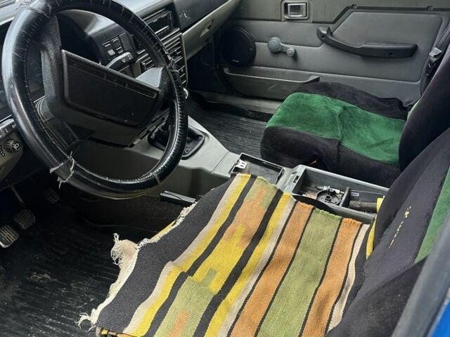 Синий ИЖ 2117, объемом двигателя 0 л и пробегом 200 тыс. км за 1000 $, фото 14 на Automoto.ua