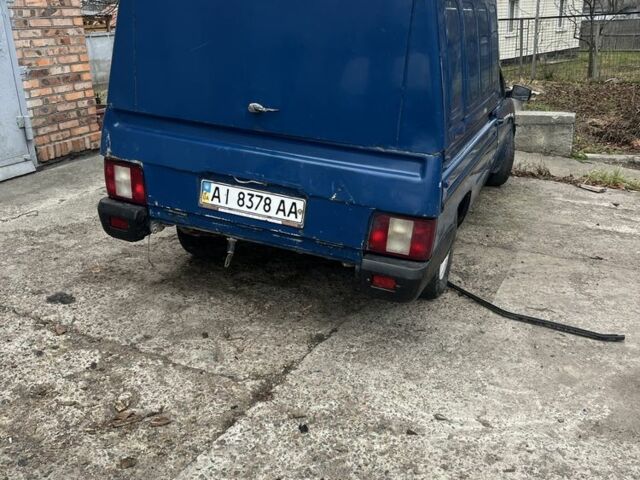 Синий ИЖ 2117, объемом двигателя 0 л и пробегом 200 тыс. км за 1000 $, фото 3 на Automoto.ua