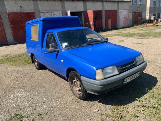 Синий ИЖ 2117, объемом двигателя 0 л и пробегом 307 тыс. км за 875 $, фото 3 на Automoto.ua