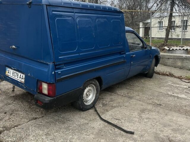 Синий ИЖ 2117, объемом двигателя 0 л и пробегом 200 тыс. км за 1000 $, фото 1 на Automoto.ua