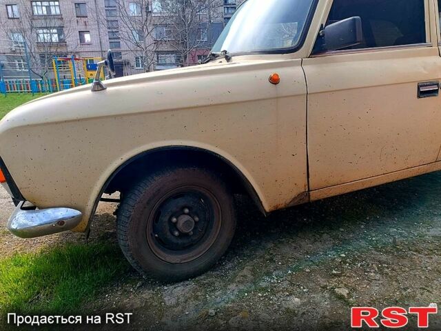 Бежевый ИЖ 2125, объемом двигателя 1.5 л и пробегом 52 тыс. км за 600 $, фото 1 на Automoto.ua