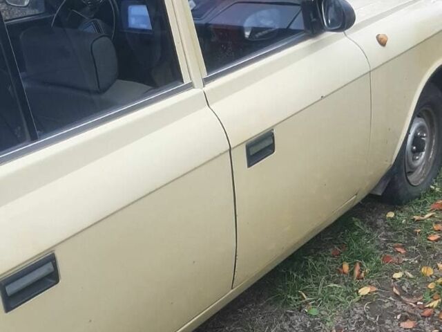 Желтый ИЖ 2125 Комби, объемом двигателя 1.5 л и пробегом 100 тыс. км за 500 $, фото 9 на Automoto.ua