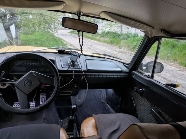 Жовтий ІЖ 2125, об'ємом двигуна 1.5 л та пробігом 120 тис. км за 400 $, фото 5 на Automoto.ua