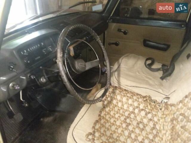 Белый ИЖ 21251 Комби, объемом двигателя 1.5 л и пробегом 42 тыс. км за 400 $, фото 10 на Automoto.ua