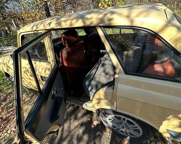 Бежевый ИЖ 21251 Комби, объемом двигателя 1.5 л и пробегом 82 тыс. км за 1190 $, фото 5 на Automoto.ua