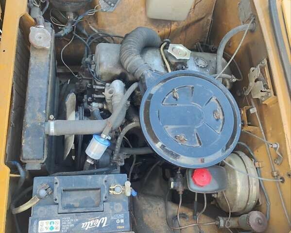 Желтый ИЖ 21251 Комби, объемом двигателя 1.5 л и пробегом 713 тыс. км за 479 $, фото 12 на Automoto.ua