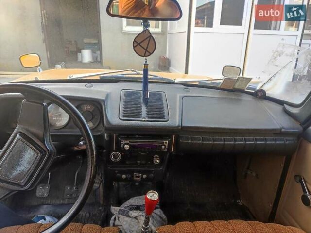 Желтый ИЖ 21251 Комби, объемом двигателя 1.5 л и пробегом 713 тыс. км за 479 $, фото 6 на Automoto.ua