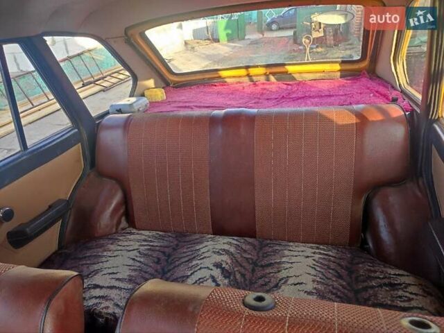 Желтый ИЖ 21251 Комби, объемом двигателя 1.5 л и пробегом 713 тыс. км за 479 $, фото 7 на Automoto.ua