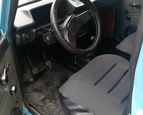 Синий ИЖ 21251 Комби, объемом двигателя 1.5 л и пробегом 150 тыс. км за 1100 $, фото 6 на Automoto.ua