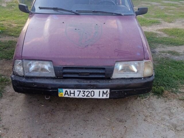 Красный ИЖ 2126 Орбита, объемом двигателя 0 л и пробегом 58 тыс. км за 480 $, фото 2 на Automoto.ua