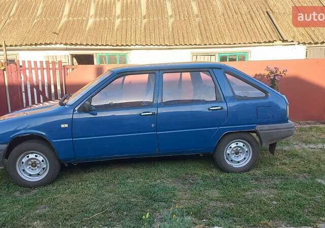 Синий ИЖ 2126, объемом двигателя 1.6 л и пробегом 54 тыс. км за 1150 $, фото 9 на Automoto.ua