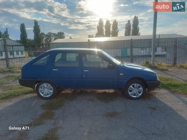 Синий ИЖ 2126, объемом двигателя 1.6 л и пробегом 212 тыс. км за 937 $, фото 2 на Automoto.ua