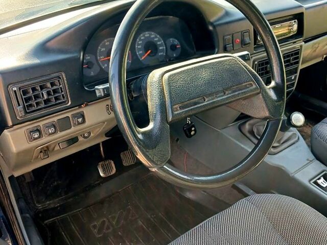 Синій ІЖ 2126, об'ємом двигуна 1.6 л та пробігом 126 тис. км за 1200 $, фото 3 на Automoto.ua