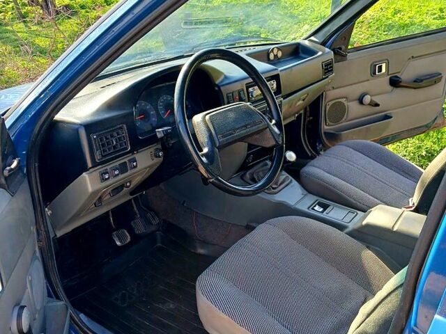 Синій ІЖ 2126, об'ємом двигуна 1.6 л та пробігом 126 тис. км за 1200 $, фото 4 на Automoto.ua
