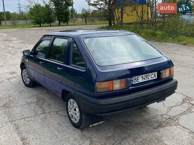 Синий ИЖ 2126, объемом двигателя 1.6 л и пробегом 145 тыс. км за 1100 $, фото 5 на Automoto.ua
